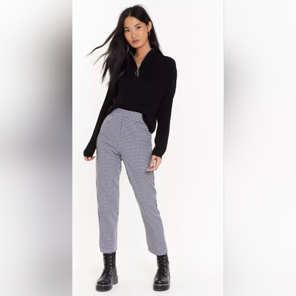 NWOT Nasty Gal Black & White Grinham Straight Leg Lightweight Pants